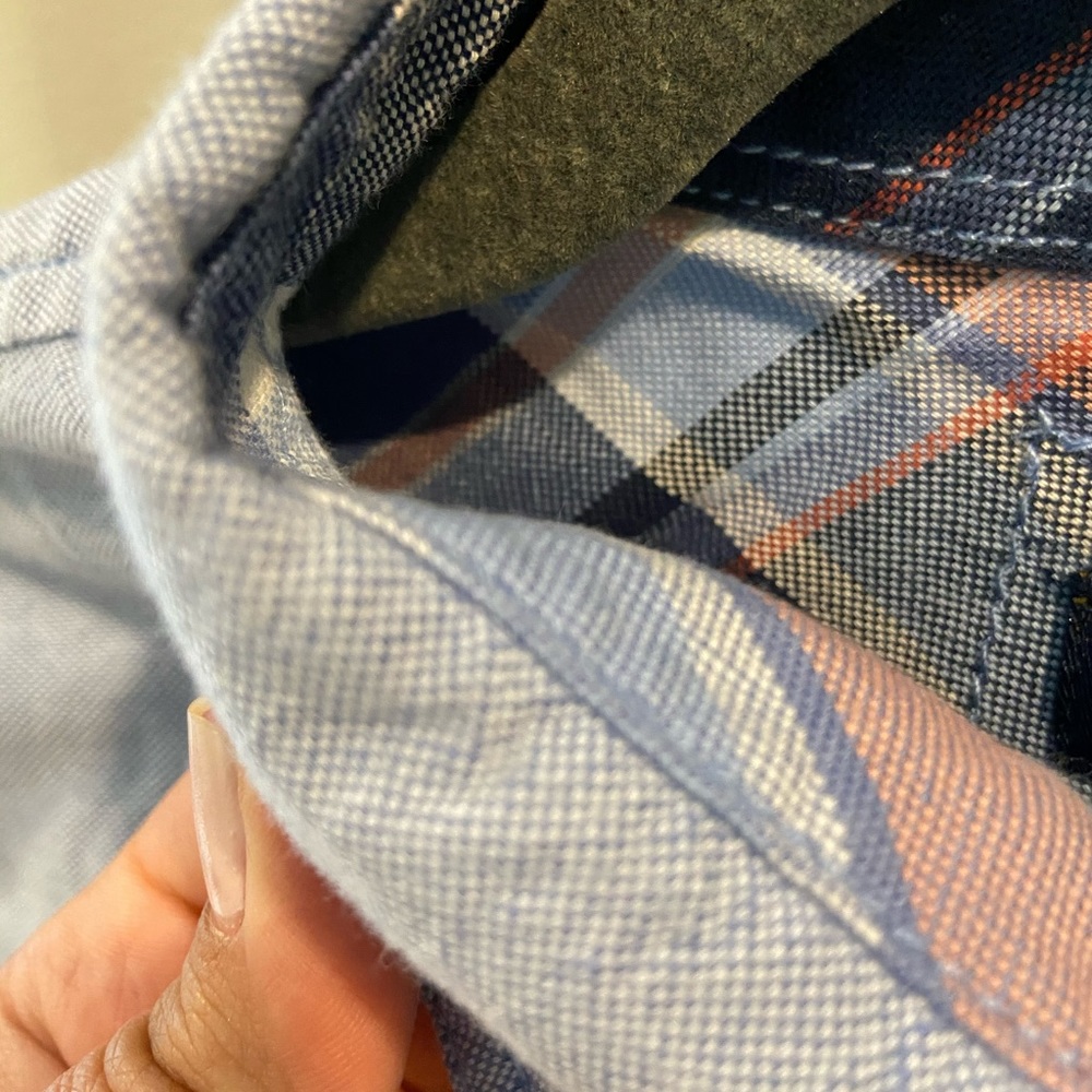Men’s button down - Picture 5 of 7